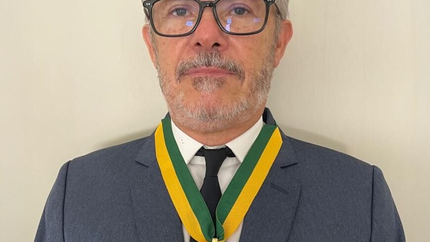 ROBERTO CORDEIRO DE A. TEIXEIRA